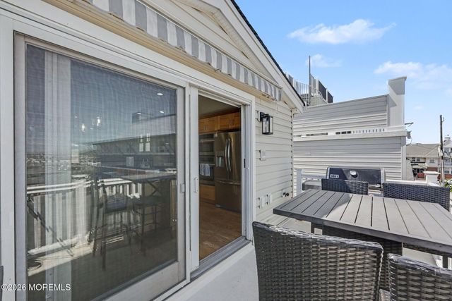 7 E Church Street, Sea Bright, NJ 07760