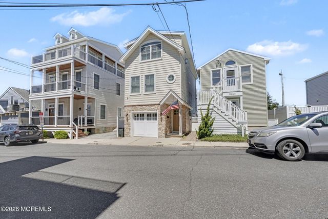 7 E Church Street, Sea Bright, NJ 07760