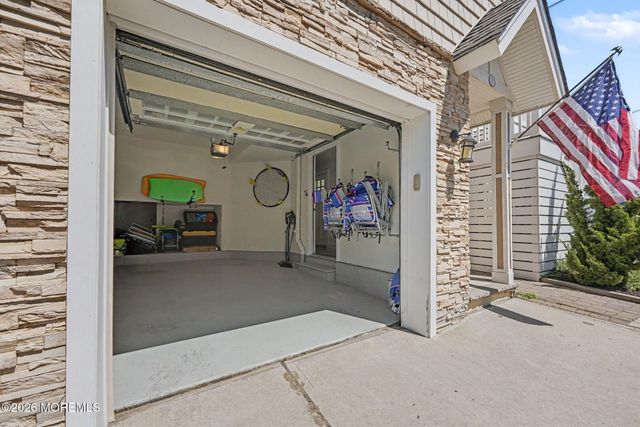 7 E Church Street, Sea Bright, NJ 07760