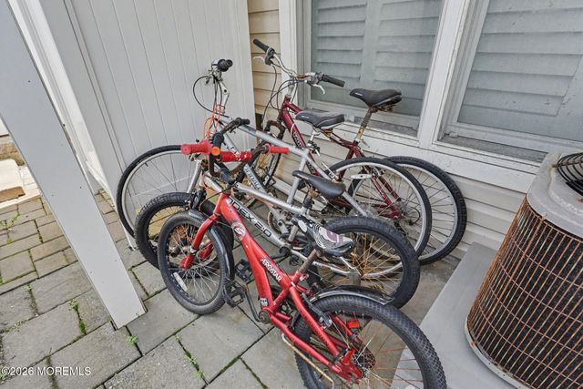 7 E Church Street, Sea Bright, NJ 07760