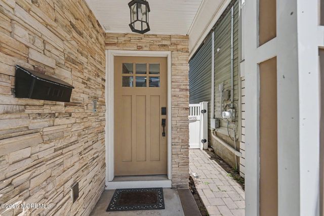 7 E Church Street, Sea Bright, NJ 07760