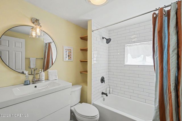 7 E Church Street, Sea Bright, NJ 07760