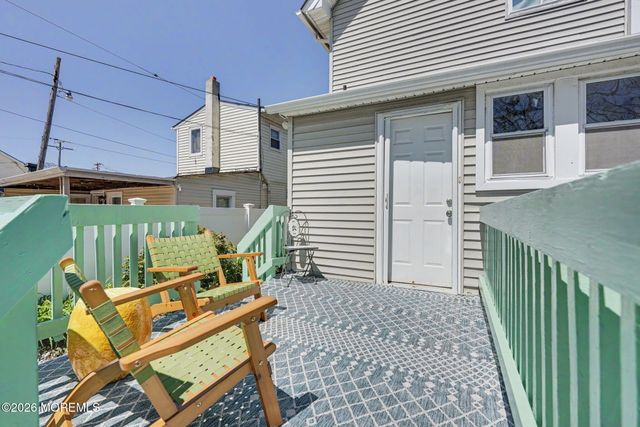 7 E Church Street, Sea Bright, NJ 07760
