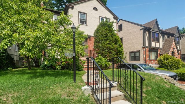 156 Forster Avenue, Fleetwood, NY 10552