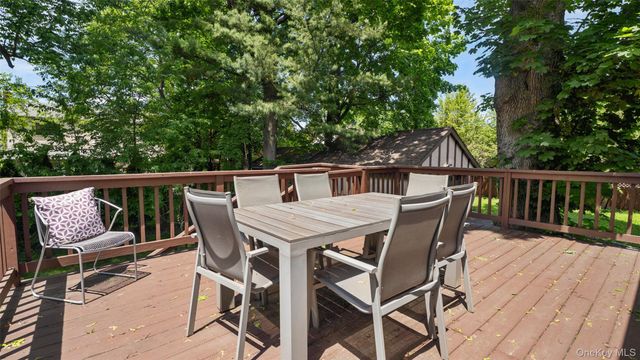 156 Forster Avenue, Fleetwood, NY 10552