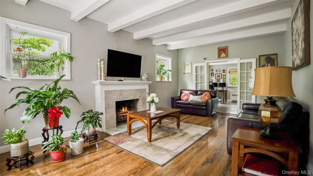 156 Forster Avenue, Fleetwood, NY 10552