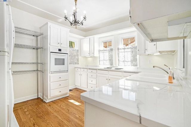 366 Ilo Ln, Danville, CA 94526