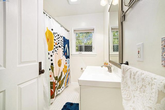 366 Ilo Ln, Danville, CA 94526