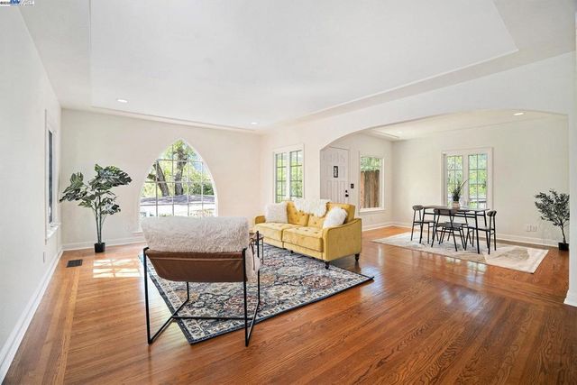 366 Ilo Ln, Danville, CA 94526