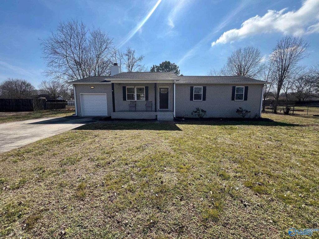 132 Mandy Drive, Hazel Green, AL 35750