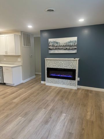 2117 217th Street, Sauk Village, IL 60411
