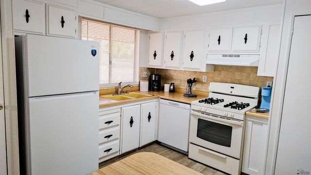 10584 E Amber Dr, Yuma, AZ 85365