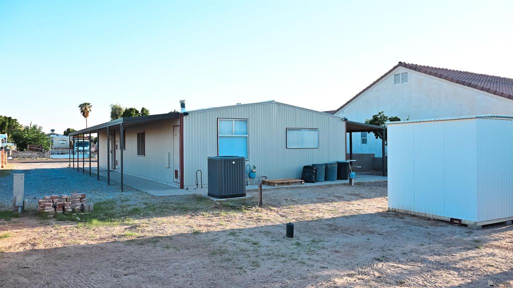 10584 E Amber Dr, Yuma, AZ 85365
