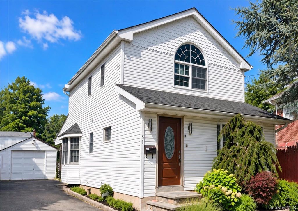51 Lafayette Avenue, Westbury, NY 11590 — photo 3
