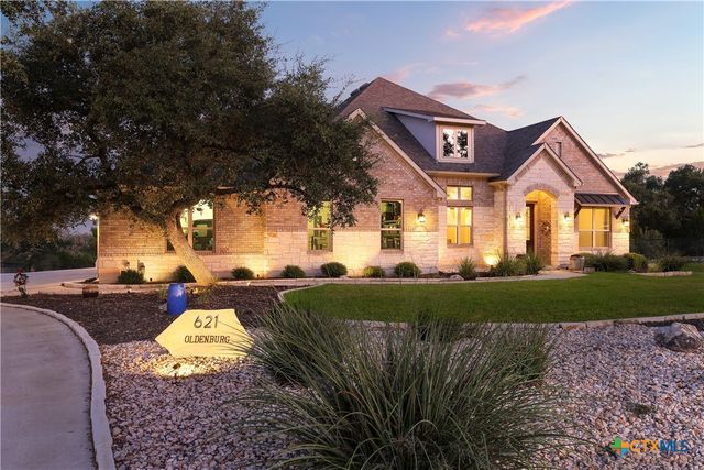 621 Oldenburg, New Braunfels, TX 78132