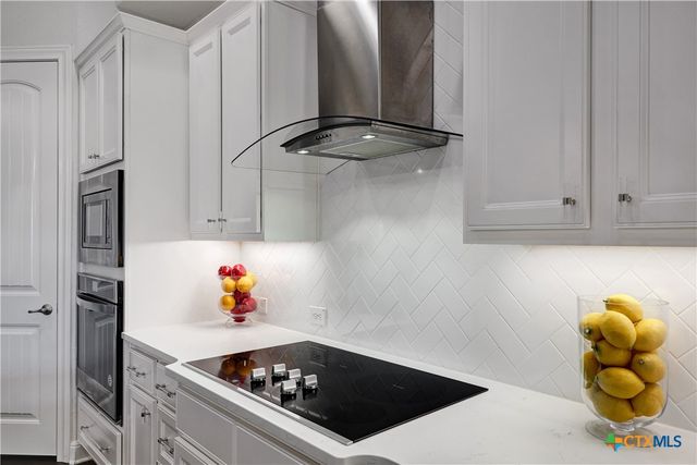 621 Oldenburg, New Braunfels, TX 78132