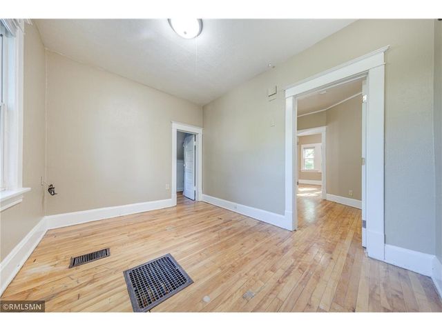 3842 Fremont Avenue N, Minneapolis, MN 55412