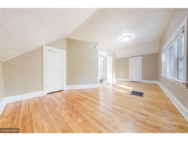 3842 Fremont Avenue N, Minneapolis, MN 55412