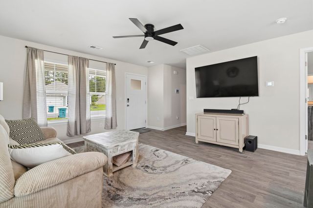 153 Teddy Bear Circle, Conway, SC 29526
