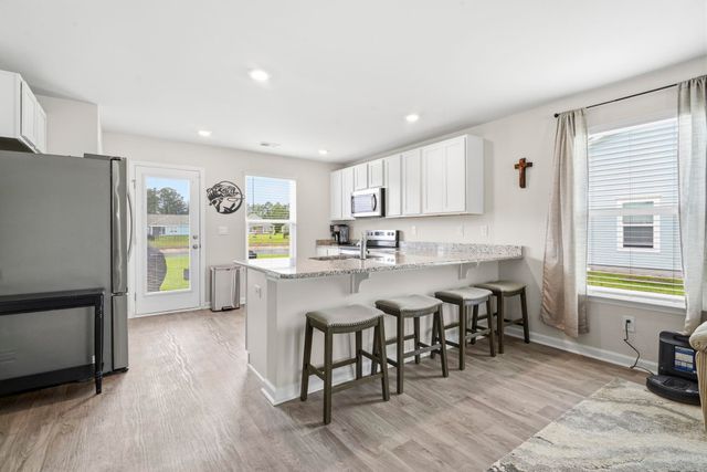 153 Teddy Bear Circle, Conway, SC 29526