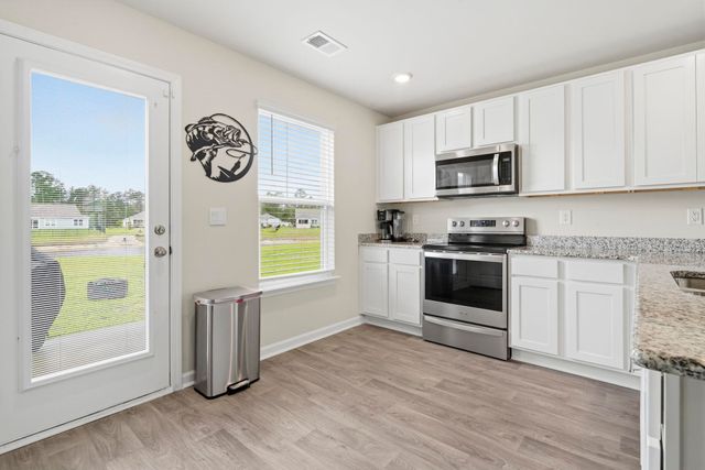 153 Teddy Bear Circle, Conway, SC 29526
