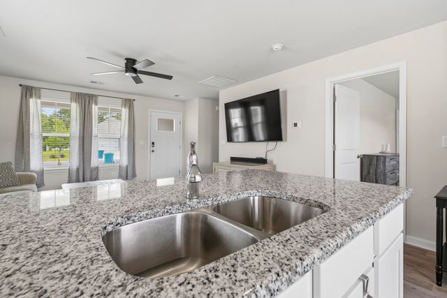153 Teddy Bear Circle, Conway, SC 29526