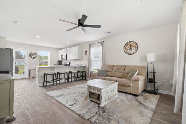 153 Teddy Bear Circle, Conway, SC 29526
