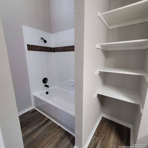 14623 Highland Ridge, San Antonio, TX 78233