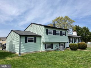 233 PRINCETON AVENUE, Pemberton, NJ 08068