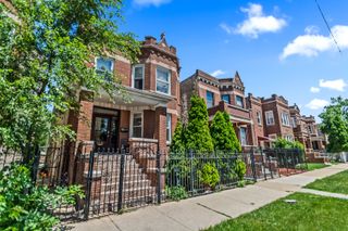 3434 W Potomac Avenue, Chicago, IL 60651