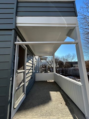 19 Oakland 19, Watertown, MA 02472