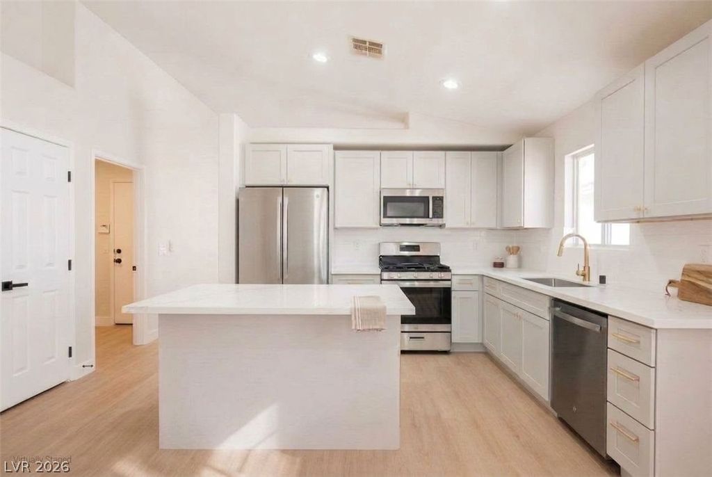 4937 Athens Bay Place, North Las Vegas, NV 89031