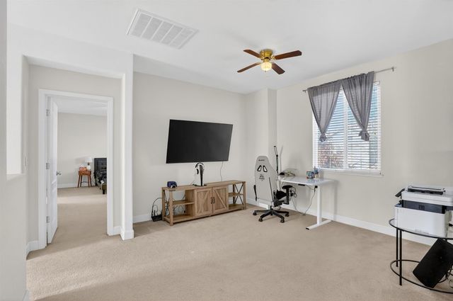 5 Outer Banks Pl, Sacramento, CA 95835