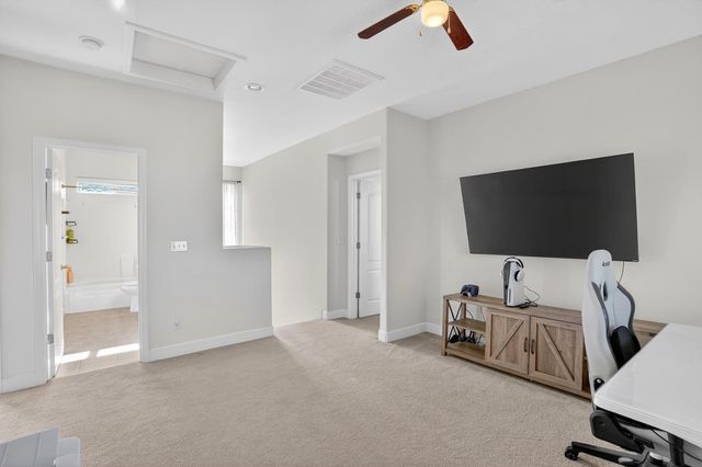 5 Outer Banks Pl, Sacramento, CA 95835