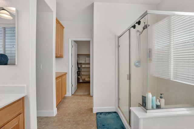 5 Outer Banks Pl, Sacramento, CA 95835