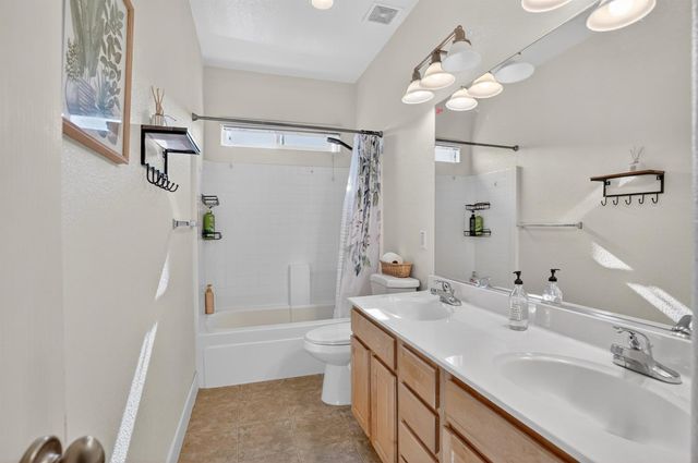 5 Outer Banks Pl, Sacramento, CA 95835