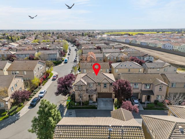 5 Outer Banks Pl, Sacramento, CA 95835