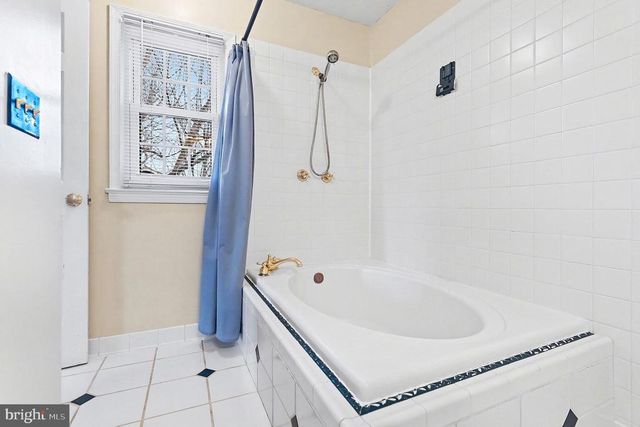 5822 JACKSON RD, Fredericksburg, VA 22407