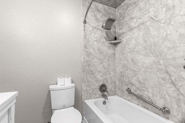 8813 Princeton Ave, Odessa, TX 79764