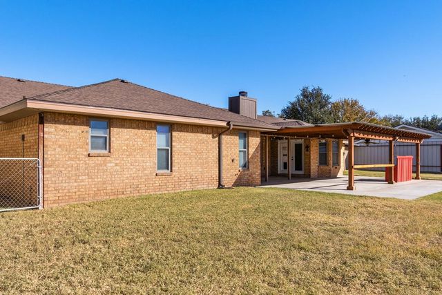 8813 Princeton Ave, Odessa, TX 79764