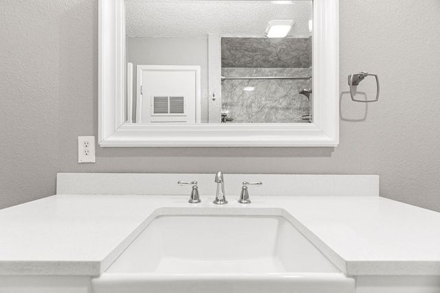 8813 Princeton Ave, Odessa, TX 79764