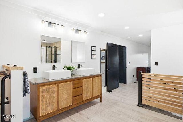 370 Laws Road, Limestone, TN 37681