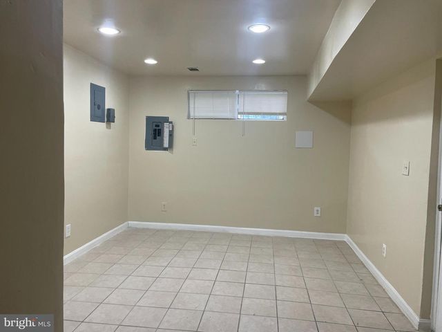 1424 EASTERN AVENUE B2, Washington, DC 20019
