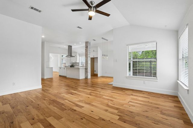 6220 Harrogate DR, Austin, TX 78759