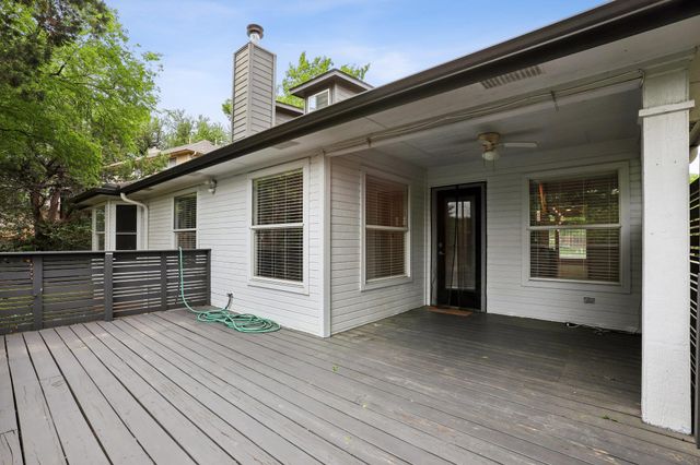 6220 Harrogate DR, Austin, TX 78759