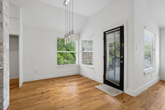 6220 Harrogate DR, Austin, TX 78759