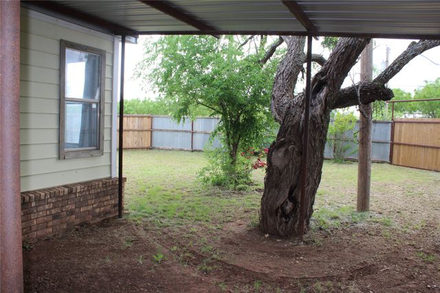8402 Spinks Road, Abilene, TX 79603