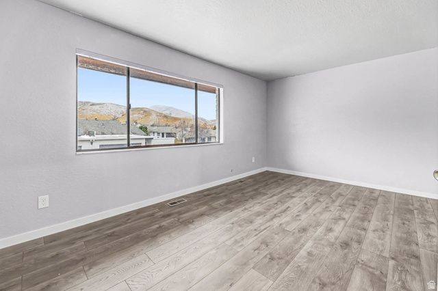 34 BENCHMARK VLG, Tooele, UT 84074