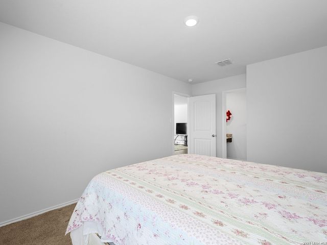 5526 Rosillo Gate, San Antonio, TX 78222