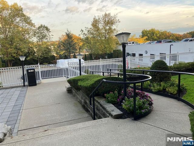 280 Prospect Avenue 11H, Hackensack, NJ 07601